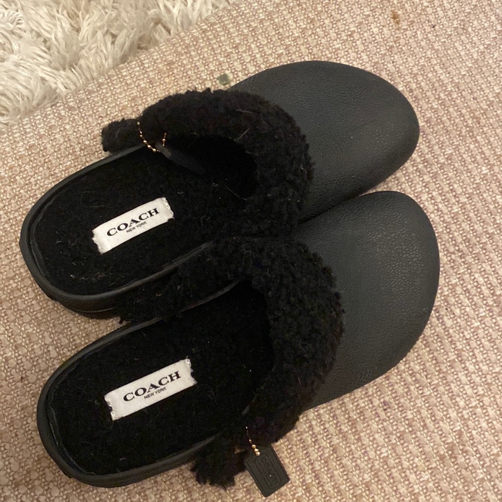 Coach crocs like brand new comfy , has tag on the bottom of the original price